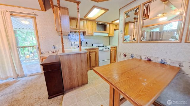 50 Dogwood Lane, Brinnon, WA 98320