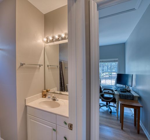 808 Long Drive Road, Summerville, SC 29485