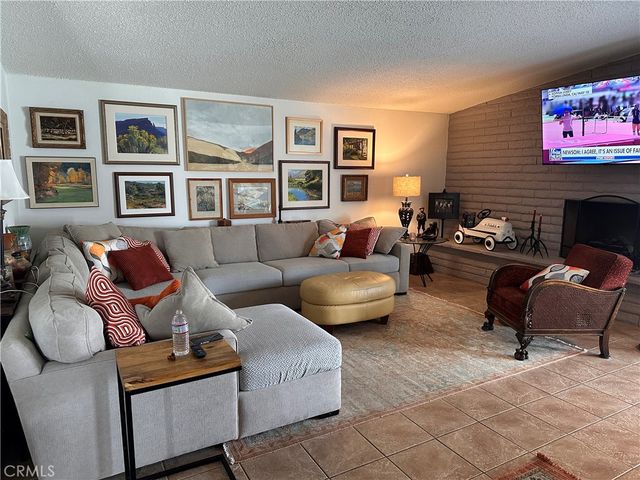 43815 Marigold, Palm Desert, CA 92260