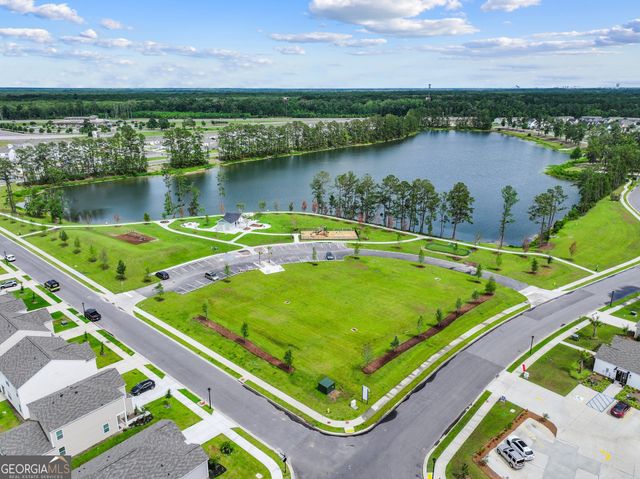 32 Cypress Loop, Port Wentworth, GA 31407