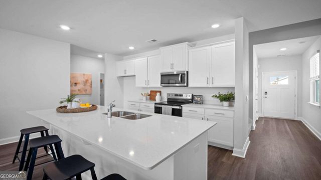 32 Cypress Loop, Port Wentworth, GA 31407