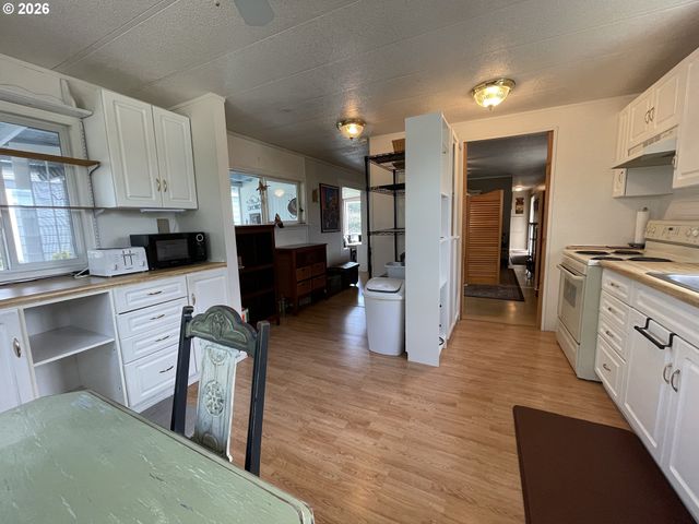 1699 27TH St 5, Florence, OR 97439