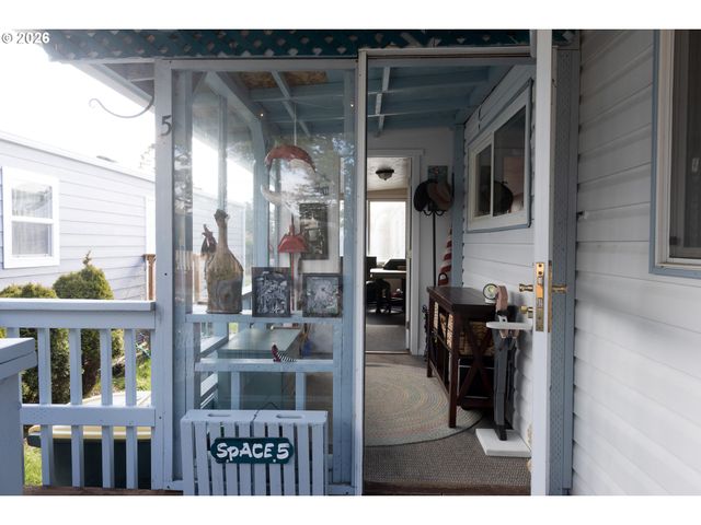 1699 27TH St 5, Florence, OR 97439