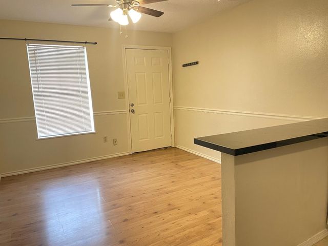 4310 Mount Vernon Street 6, Houston, TX 77006