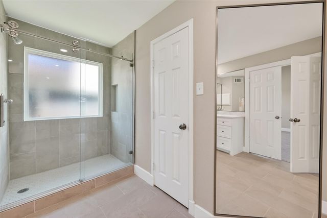 2318 Irish Spring Dr Drive, Houston, TX 77067