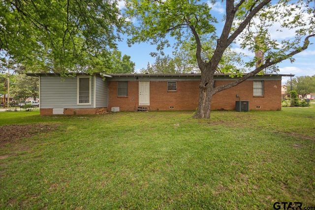 672 Diane St., Tyler, TX 75708