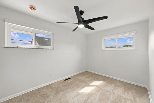 7047 Roundelay Road S, Reynoldsburg, OH 43068