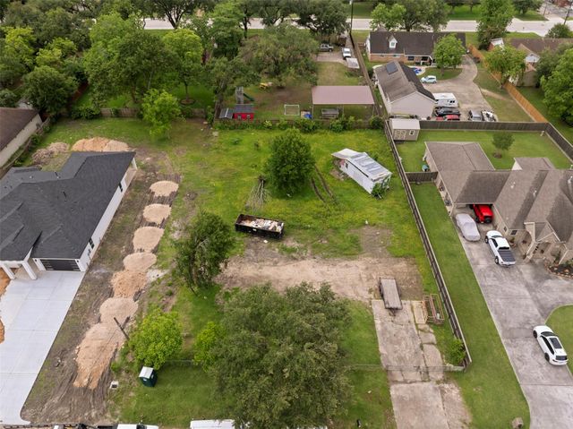 410 Spring Drive, Pasadena, TX 77504