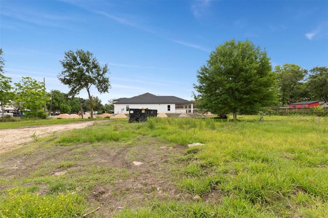 410 Spring Drive, Pasadena, TX 77504