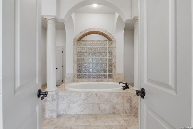 358 WHITESTONE DR, Spring Branch, TX 78070