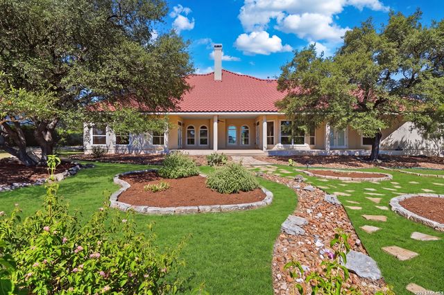 358 WHITESTONE DR, Spring Branch, TX 78070