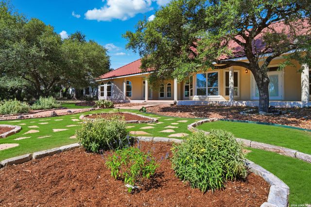 358 WHITESTONE DR, Spring Branch, TX 78070