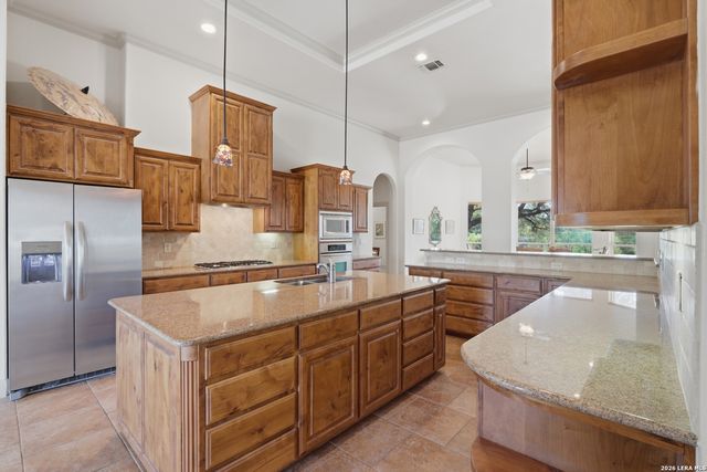 358 WHITESTONE DR, Spring Branch, TX 78070