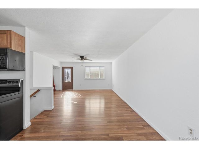 150 Birch St, Hudson, CO 80642