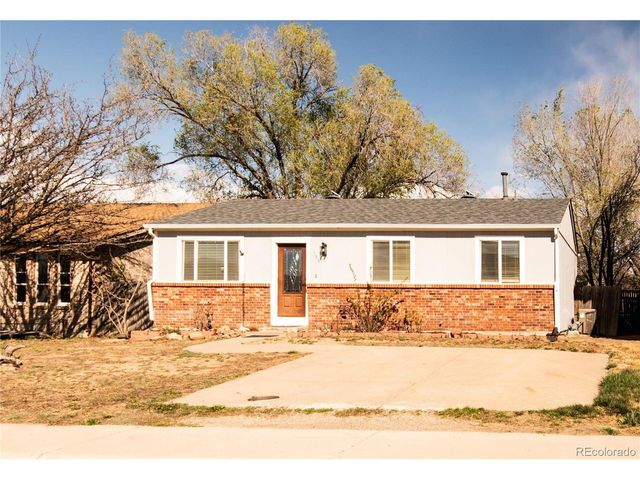 150 Birch St, Hudson, CO 80642