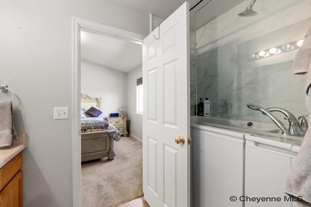 1524 JAZZ DR, Cheyenne, WY 82007