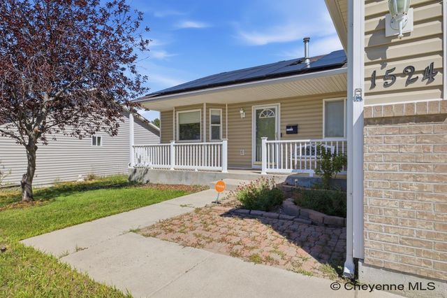 1524 JAZZ DR, Cheyenne, WY 82007