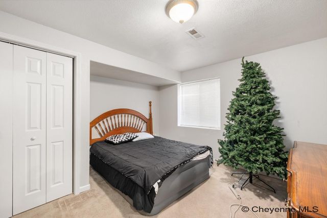 1524 JAZZ DR, Cheyenne, WY 82007