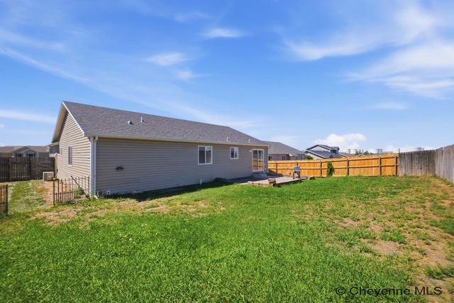 1524 JAZZ DR, Cheyenne, WY 82007