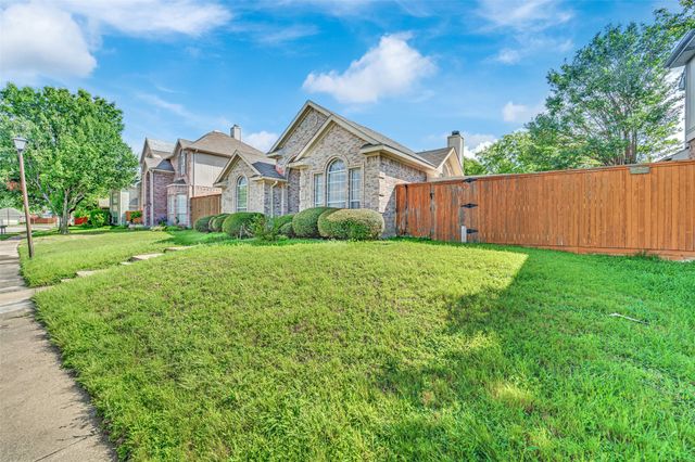 6601 Teresa Lane, Rowlett, TX 75089