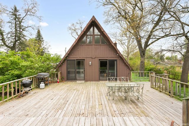 22057 CR 10 Road, Elkhart, IN 46514