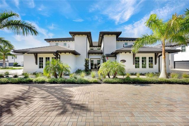 16893 Fairgrove WAY 201, Naples, FL 34110