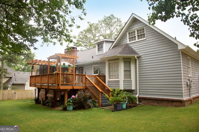 2884 Overwood Lane, Snellville, GA 30078