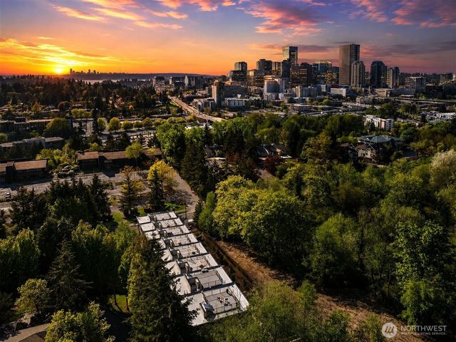 278 118th Avenue SE, Bellevue, WA 98005