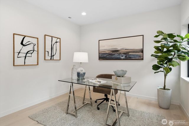 278 118th Avenue SE, Bellevue, WA 98005