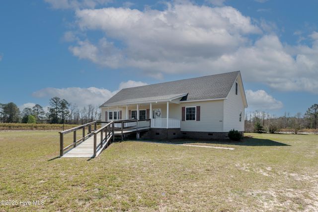 12361 Nc 210, Ivanhoe, NC 28447
