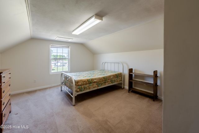 12361 Nc 210, Ivanhoe, NC 28447