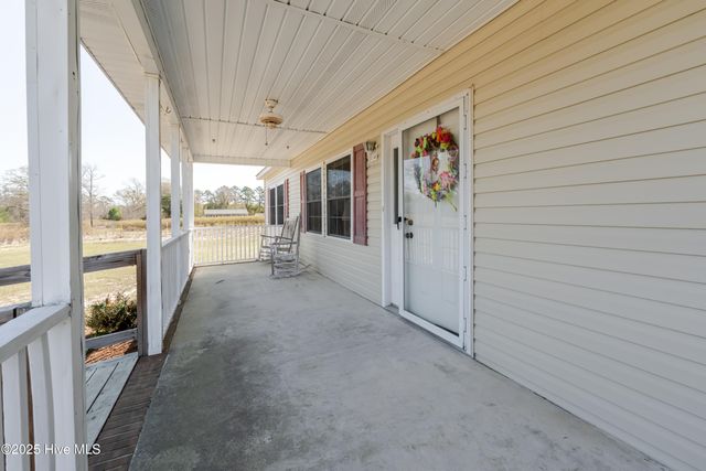 12361 Nc 210, Ivanhoe, NC 28447