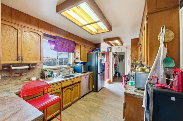 7821 Santa Theresa Drive, Gilroy, CA 95020