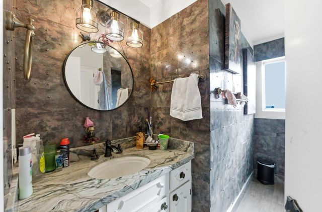 7821 Santa Theresa Drive, Gilroy, CA 95020