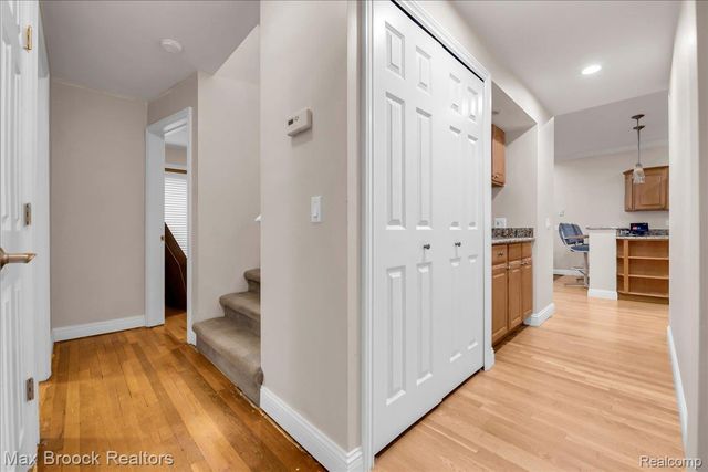 2175 Langham Drive, West Bloomfield Charter Township, MI 48323