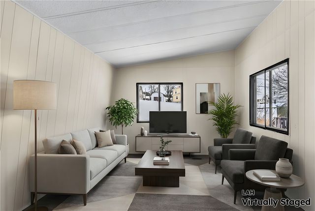 861 Walnut Street, Rochester Twp, PA 15074