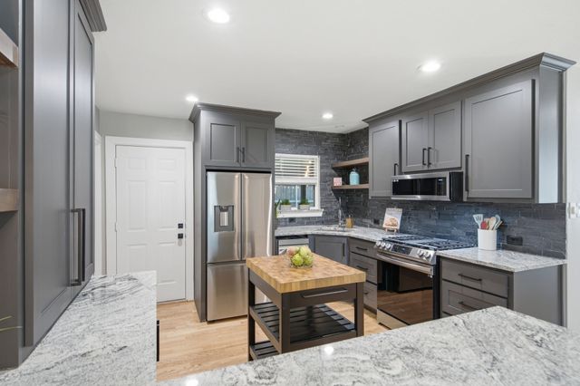 108 W White Avenue, Mckinney, TX 75069