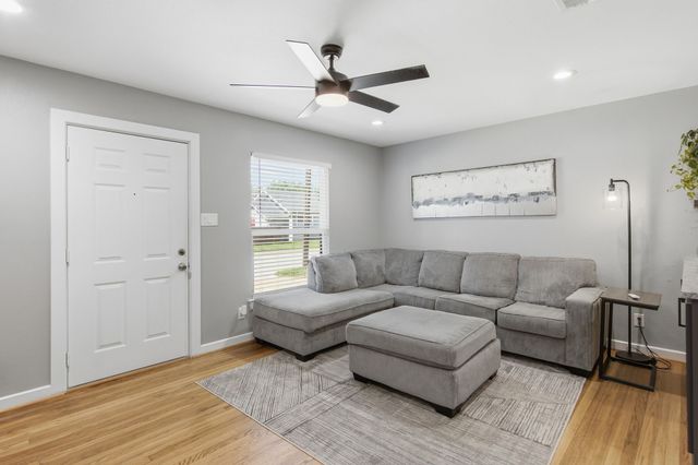 108 W White Avenue, Mckinney, TX 75069