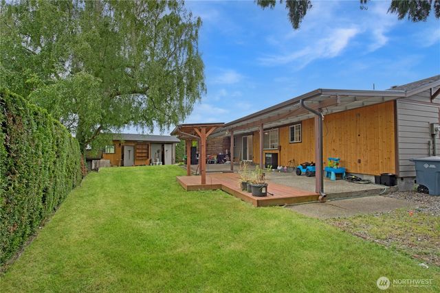 2725 124th Avenue Ct E, Edgewood, WA 98372
