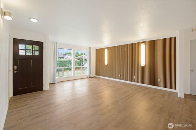 2725 124th Avenue Ct E, Edgewood, WA 98372