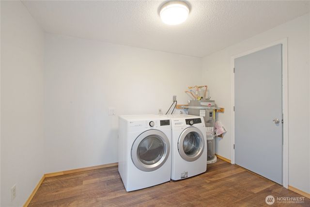 2725 124th Avenue Ct E, Edgewood, WA 98372