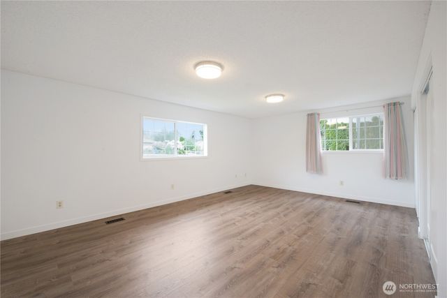 2725 124th Avenue Ct E, Edgewood, WA 98372