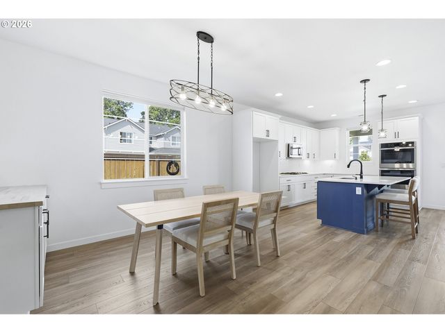 27612 Sw MARIGOLD Ter, Wilsonville, OR 97070