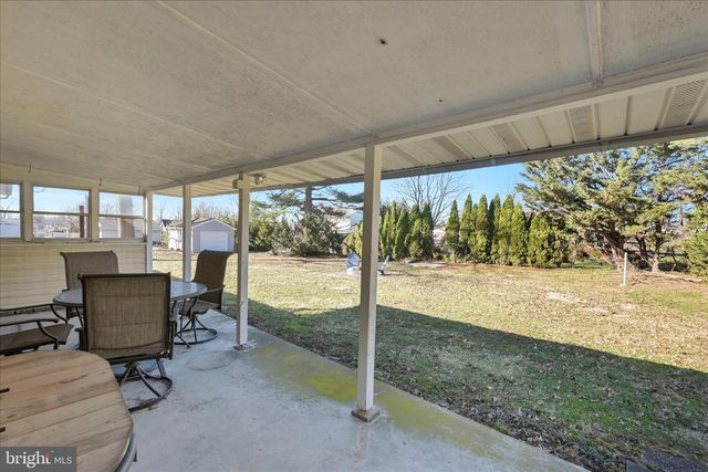 533 HILLTOP RD, Myerstown, PA 17067