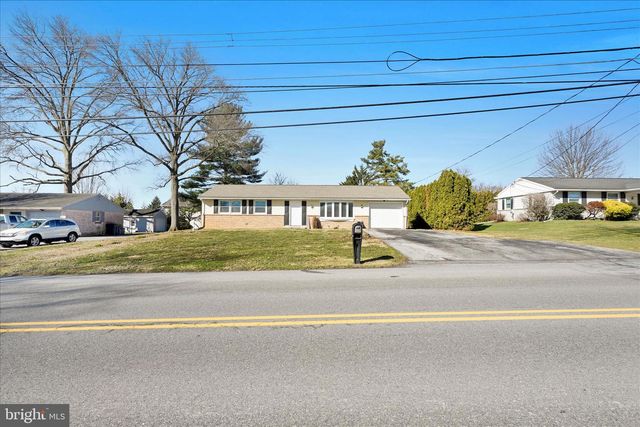 533 HILLTOP RD, Myerstown, PA 17067