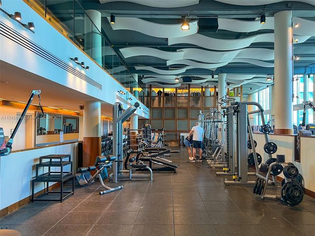 6801 Collins Ave 1206, Miami Beach, FL 33141