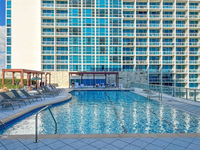6801 Collins Ave 1206, Miami Beach, FL 33141