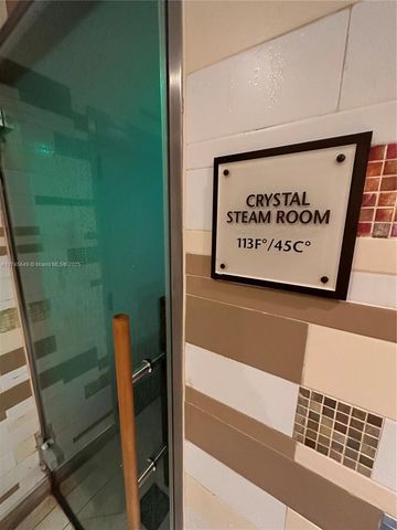 6801 Collins Ave 1206, Miami Beach, FL 33141