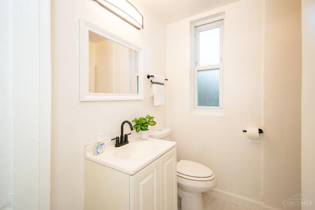 1354 Avon Drive, Cincinnati, OH 45229