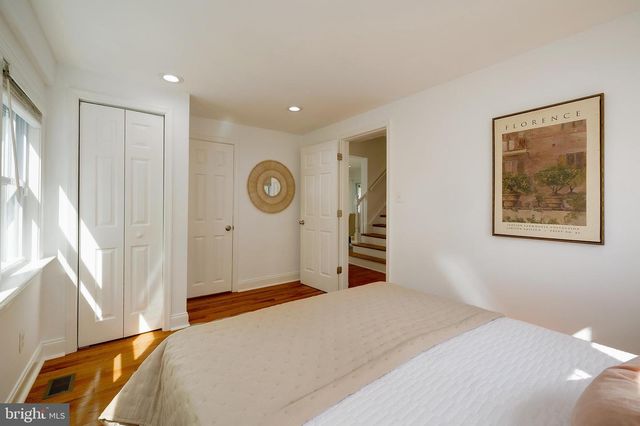 704 MAPLEWOOD AVE, Takoma Park, MD 20912